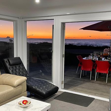 Ocean Front East End Beach House New Plymouth Dış mekan fotoğraf