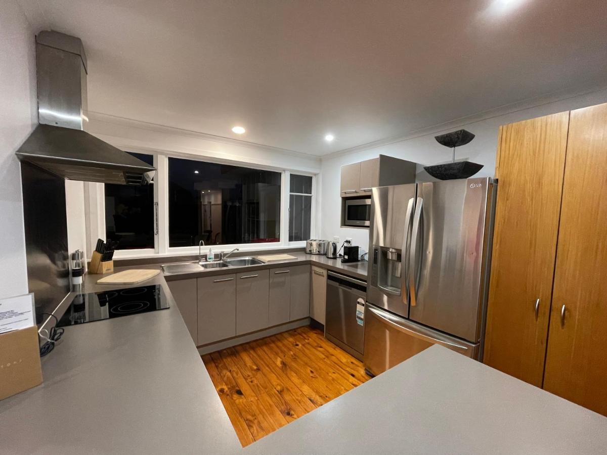 Ocean Front East End Beach House New Plymouth Dış mekan fotoğraf