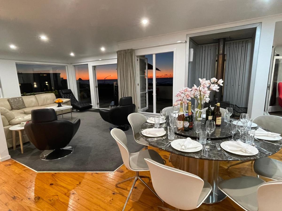 Ocean Front East End Beach House New Plymouth Dış mekan fotoğraf