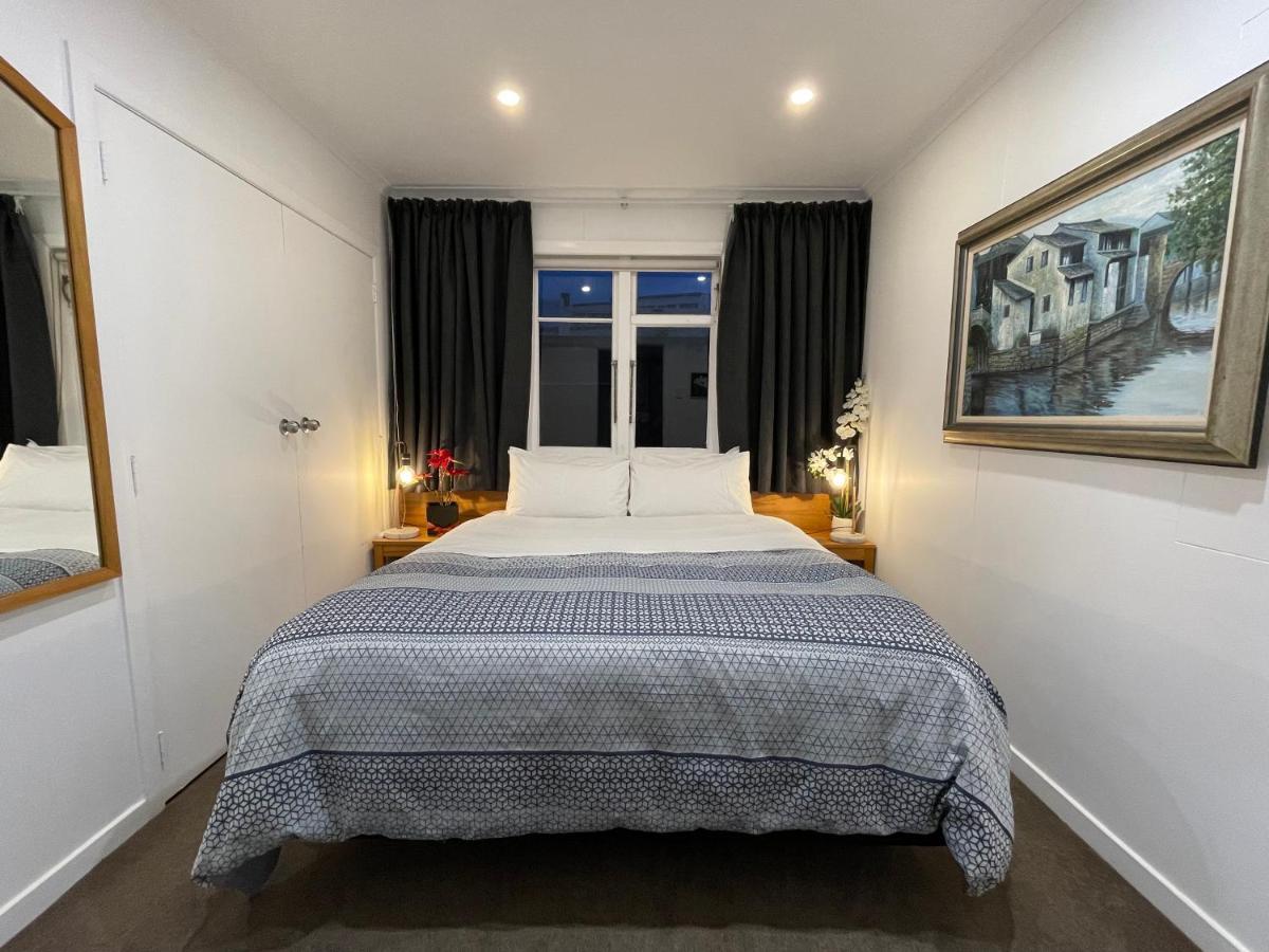 Ocean Front East End Beach House New Plymouth Dış mekan fotoğraf