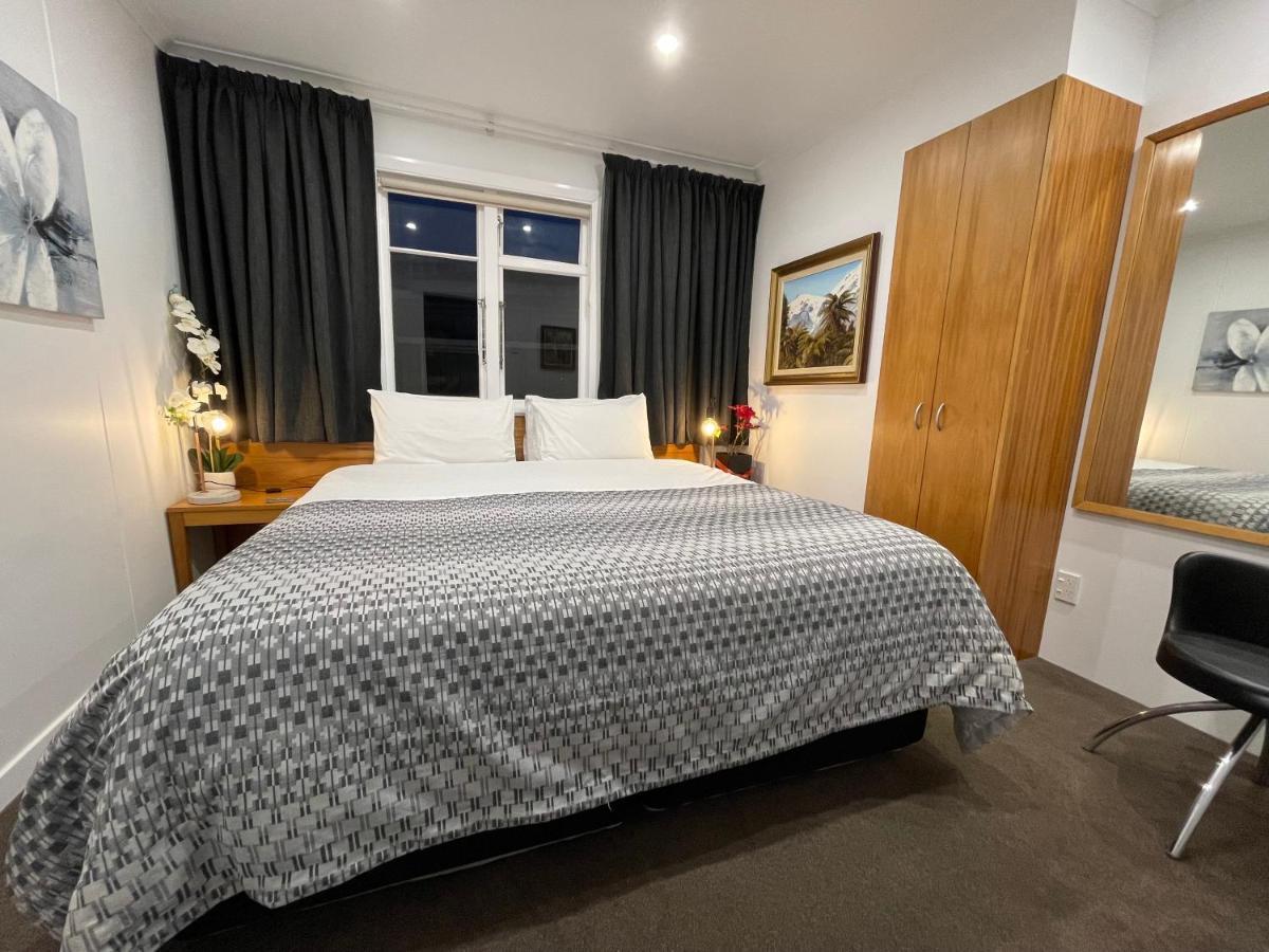 Ocean Front East End Beach House New Plymouth Dış mekan fotoğraf