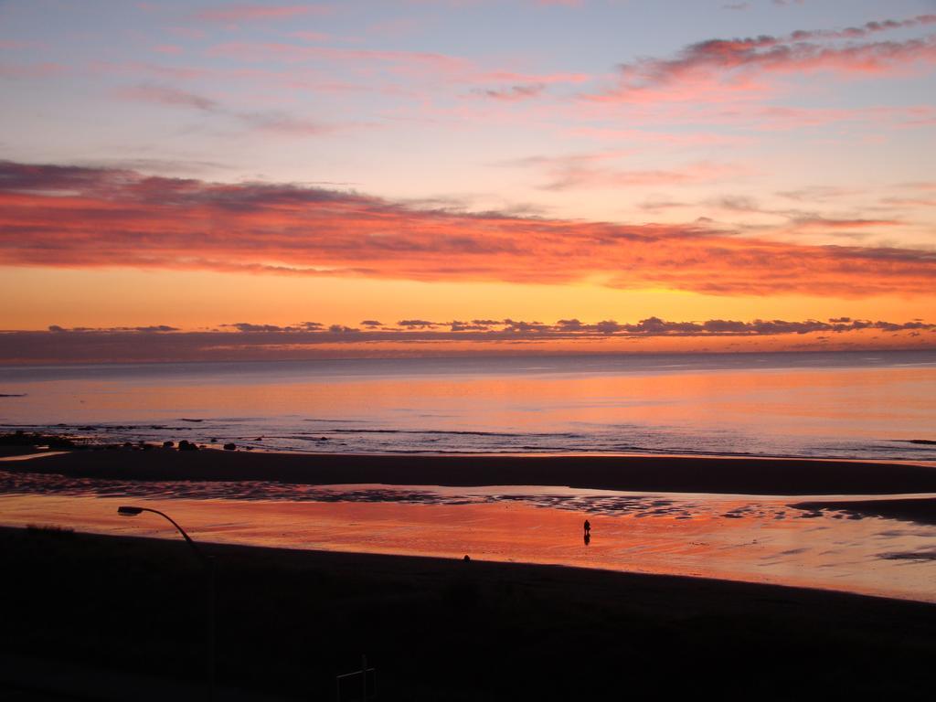 Ocean Front East End Beach House New Plymouth Dış mekan fotoğraf