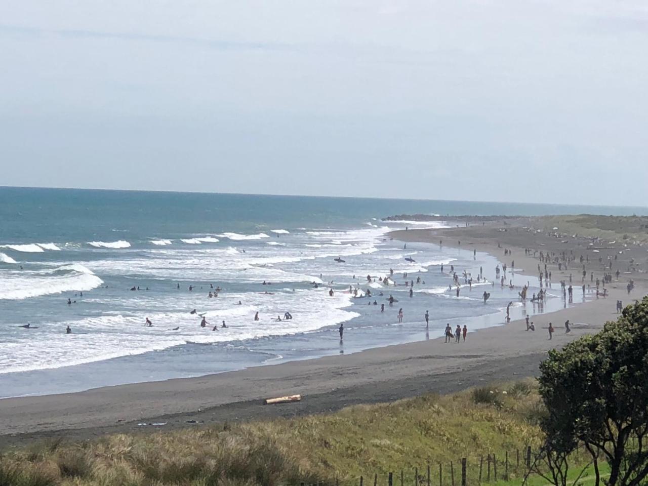 Ocean Front East End Beach House New Plymouth Dış mekan fotoğraf